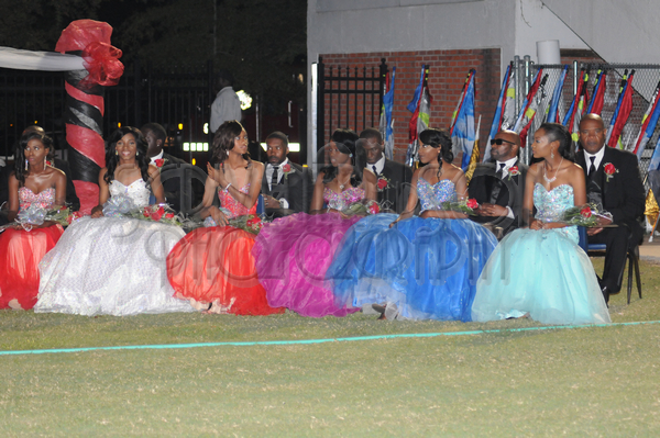 LHS Homecoming 1095.JPG - SCRIVENER 300s #1